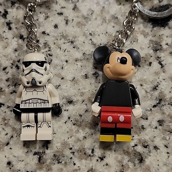 LEGO Star Wars Stormtrooper & Mickey Mouse Minifigure Keychain Mini Figure New - Picture 5 of 6